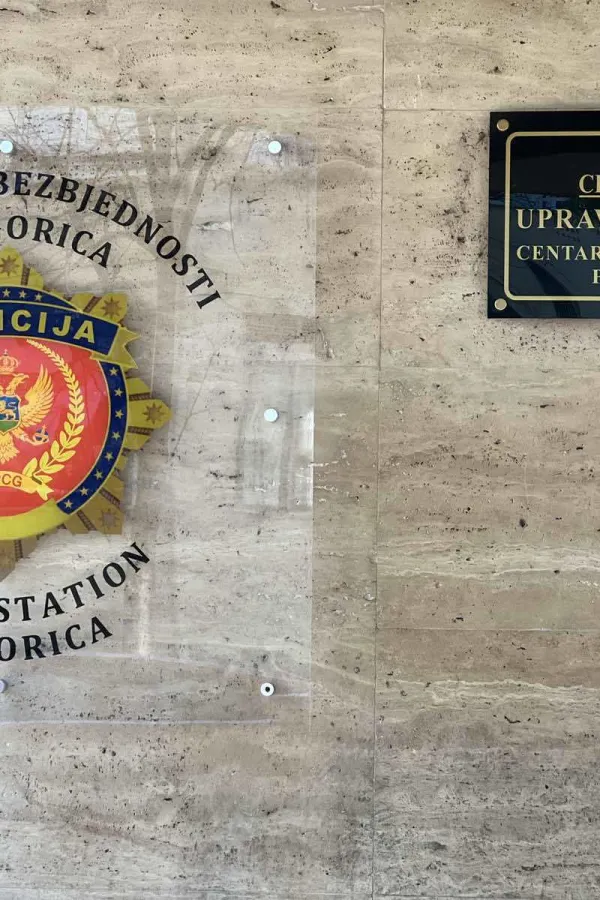 U Nik&scaron;iću identifikovan osumnjičeni za te&scaron;ko ubistvo u poku&scaron;aju: O&scaron;tećenima nanio povrede nožem
