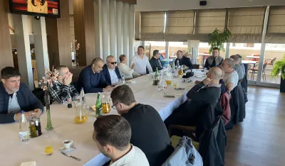 Sa druženja u hotelu Ramada