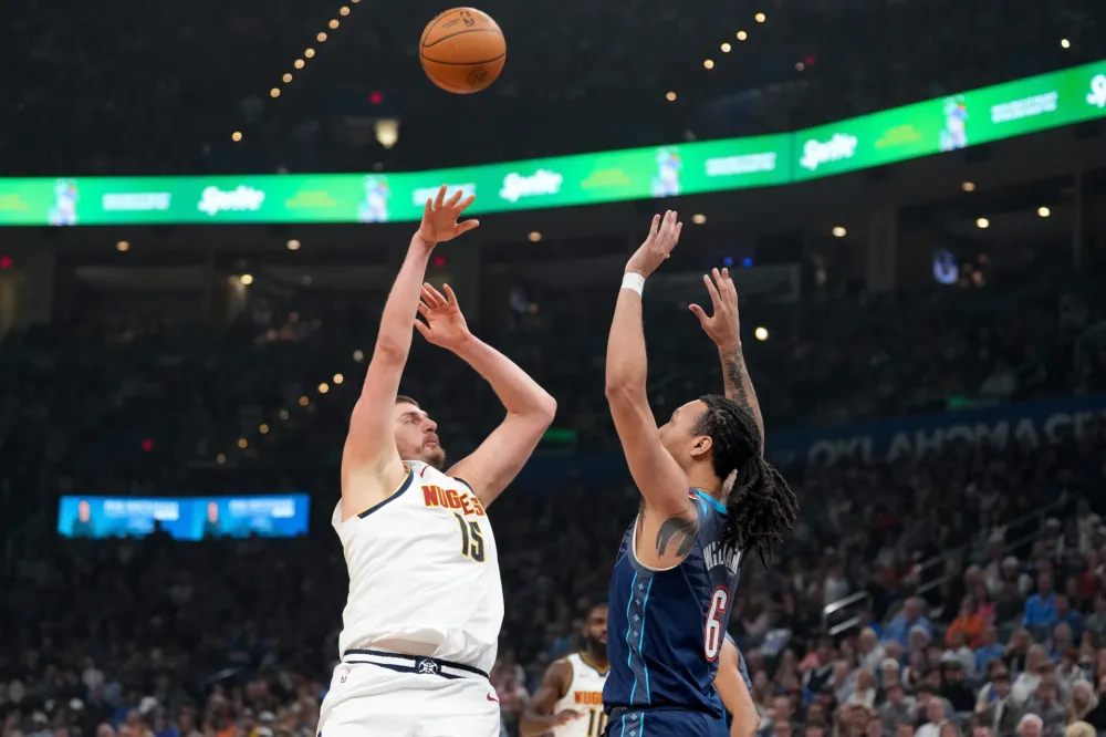 Sa meča Oklahoma - Denver