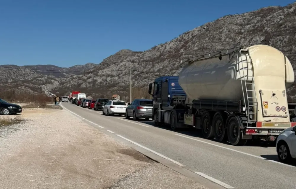 Udes kod&nbsp;Grahova, povrijeđene tri osobe