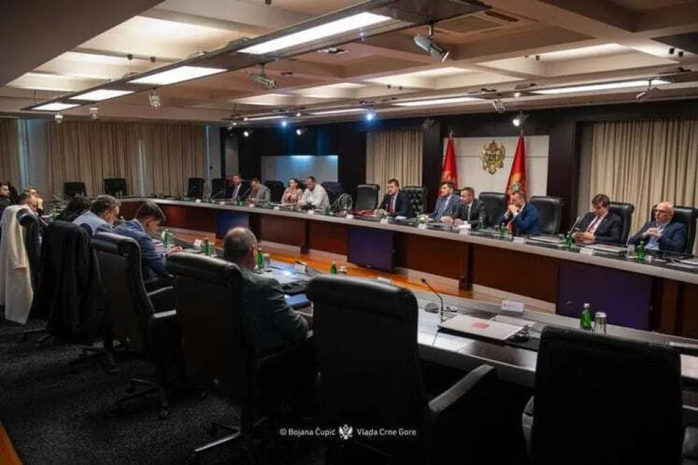 Zapo&scaron;ljavanje i službena vozila i dalje mimo regula