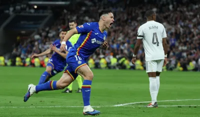 Satrijano matirao "kralja"