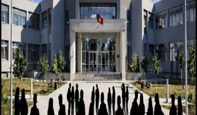 &Scaron;kolski časopis SM&Scaron; "Golubovci": Stranice koje povezuju generacije