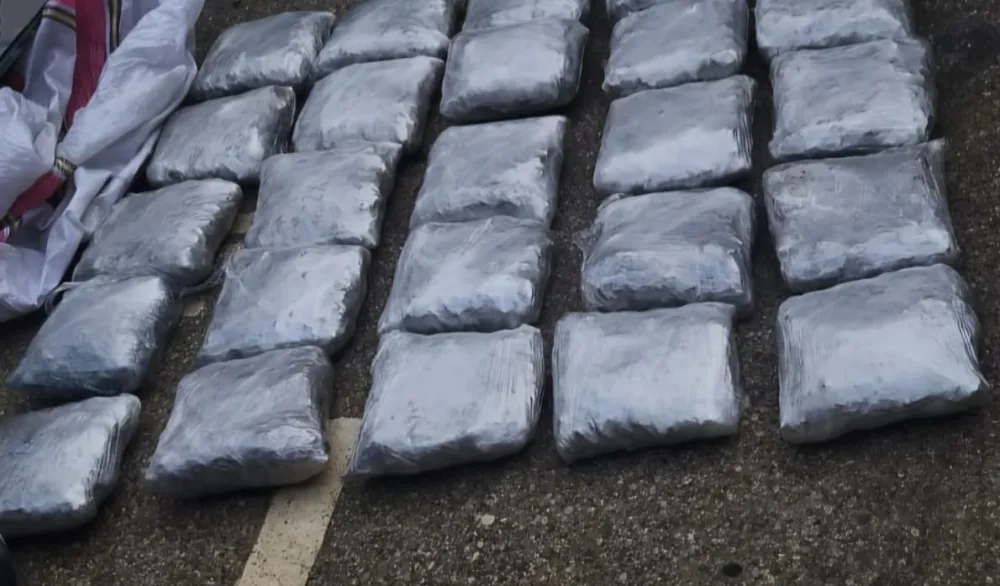 Nakon potjere uhap&scaron;en Tuzanin: Vozio pod dejstvom kokaina i marihuane, pronađeno oko 26 kg marihuane