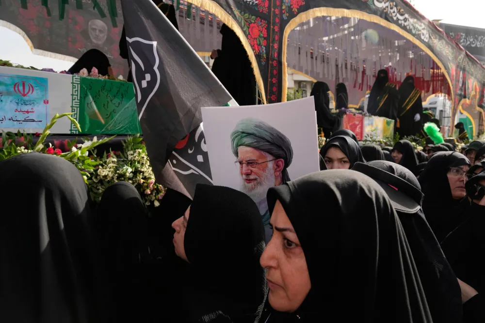 Počinje trodnevna ceremonija opro&scaron;taja od ubijenog vrhovnog vođe Irana