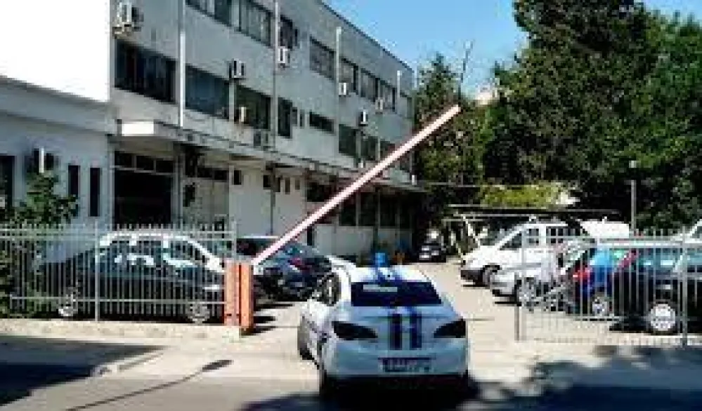 Strance &scaron;tite, svoje ugrožavaju