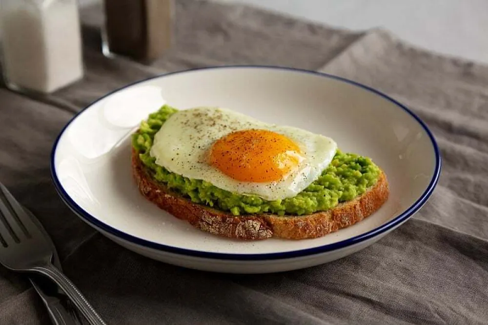 Želite da dobijete na težini? Ovo su najzdravije kalorične namirnice koje treba da&nbsp;jedete