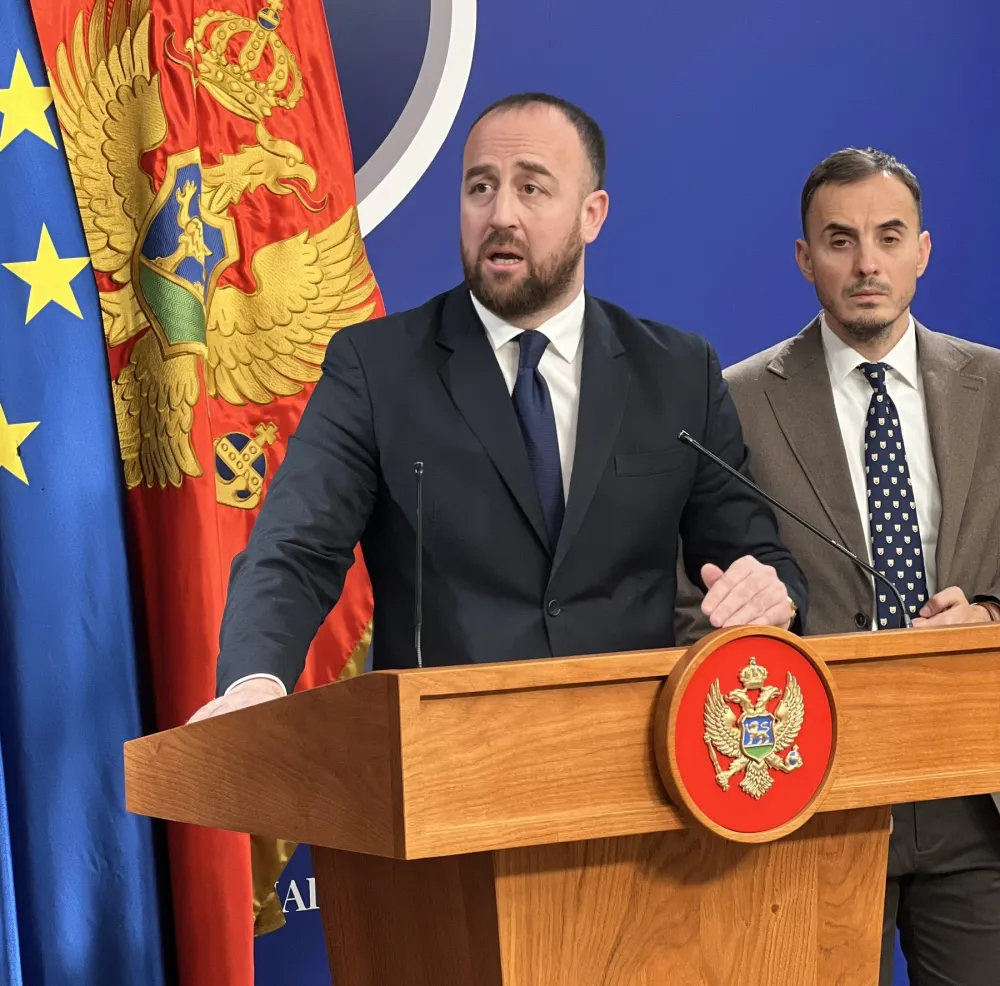 Nikolić: Vlada da povuče zakone o unutra&scaron;njim poslovima i ANB-u, Spajić da smijeni &Scaron;aranovića