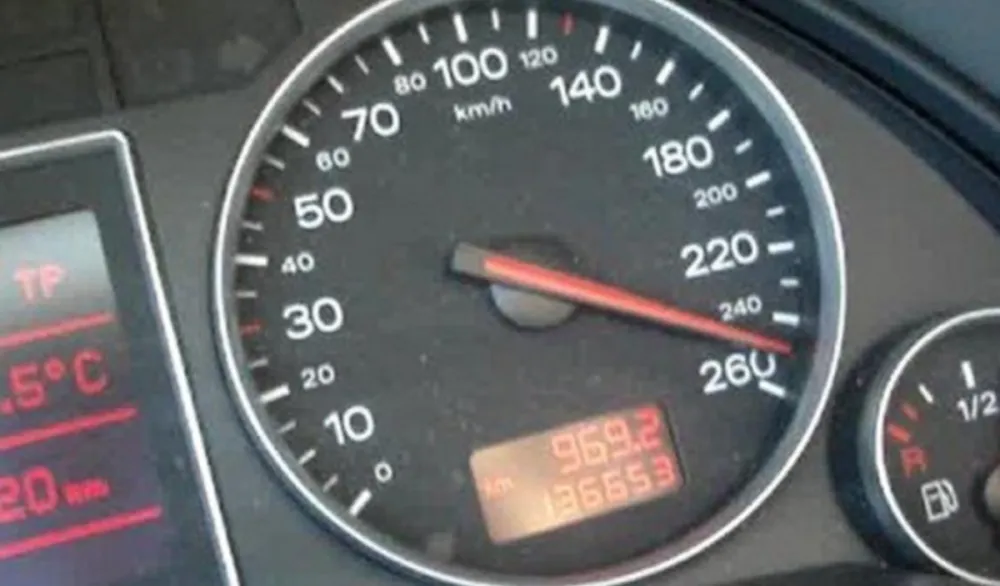 Uhap&scaron;en Cetinjanin, vozio 152km/h