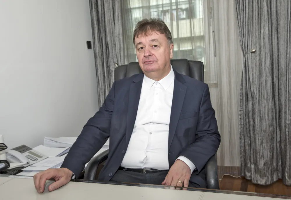 Aleksiću mjesečno 4.400 eura, Zogovići kupili stan