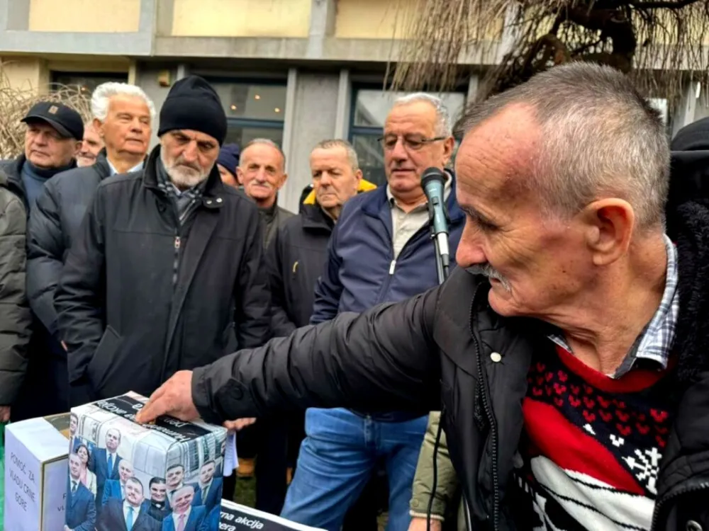 Penzioneri hoće povećanje penzija od 110 do 200 eura