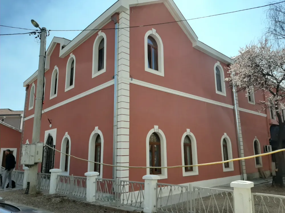 Mladi stvaraoci slave majku i porodične vrijednosti