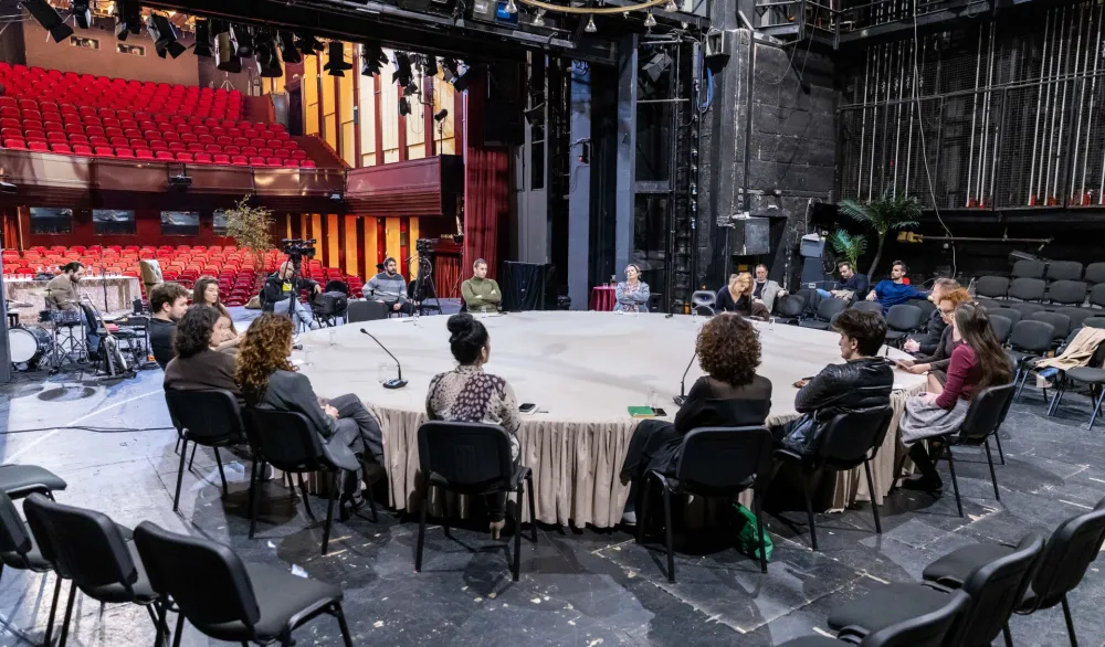 Jadno je dru&scaron;tvo koje je dozvolilo da kockarnice opkole &scaron;kole