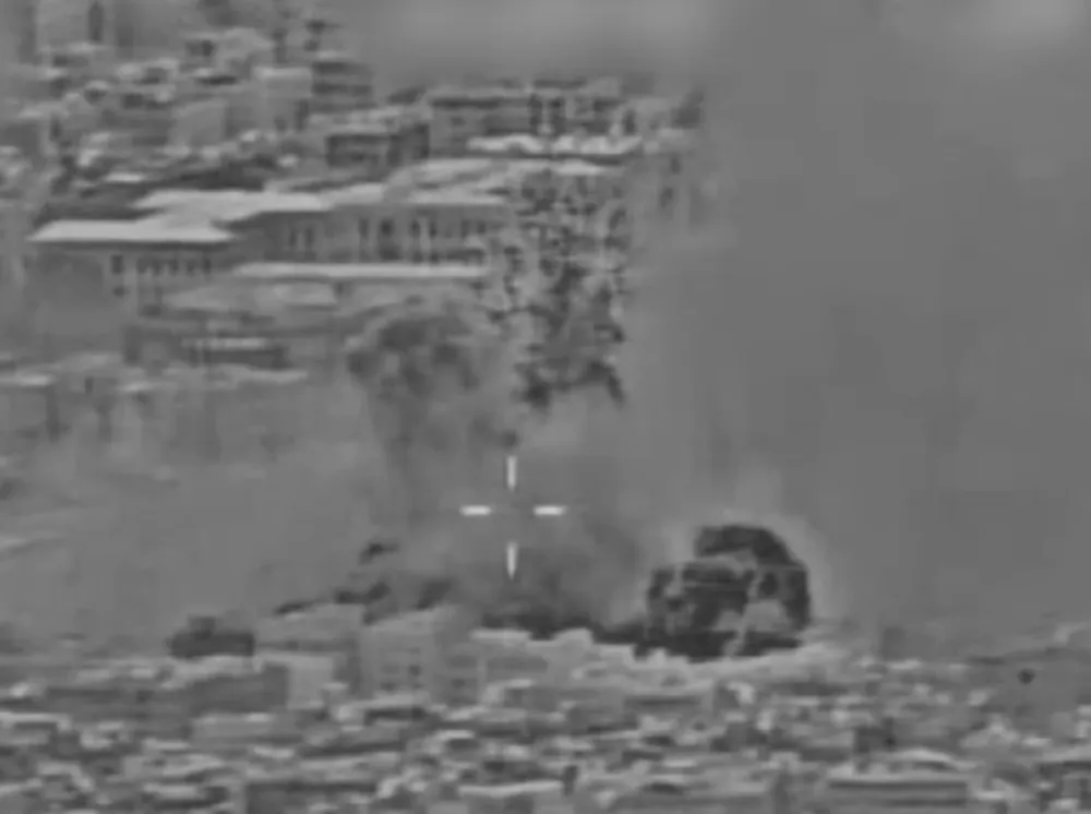 Bombardovan Hamneijev bunker u Teheranu