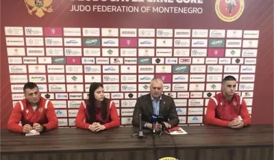 Sa konferencije za novinare