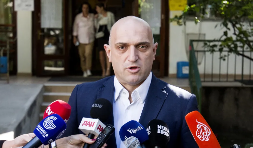 UP: Postupamo po prijavi Abdića, traga se za osobom koja mu je uputila prijetnje