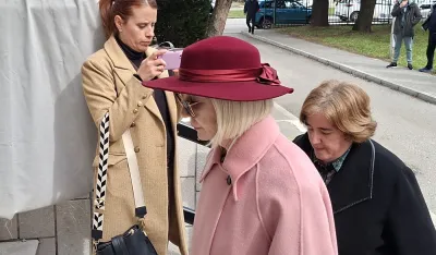 Advokatski tim Aca Đukanovića: Tokom pretresa pronađeni stari politički pamfleti koji nemaju veze s na&scaron;im branjenikom