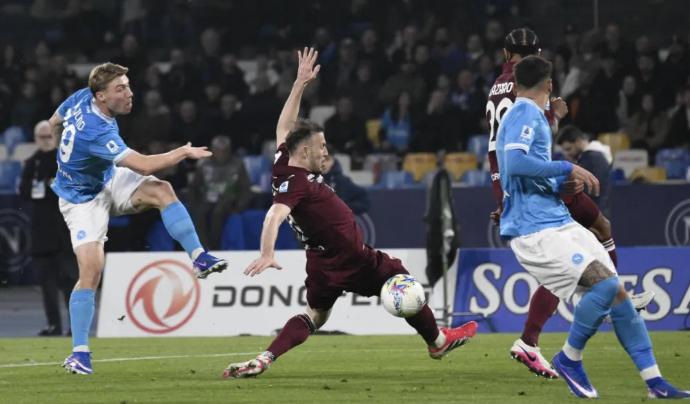 Tri boda na kontu Napolitanaca