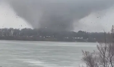 (VIDEO) Jaki tornado pogodio SAD, desetine povrijeđenih