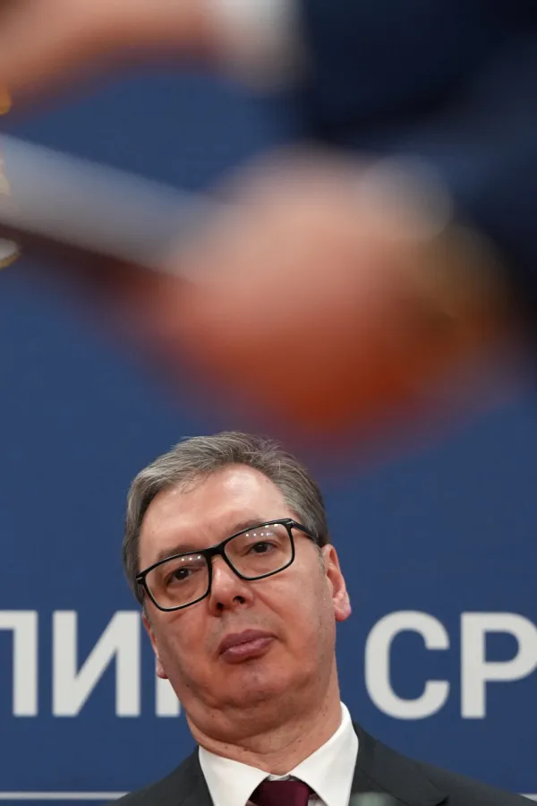 Vučić: Moraćemo da smanjimo akcize kako bismo izbjegli veliki skok cijene goriva