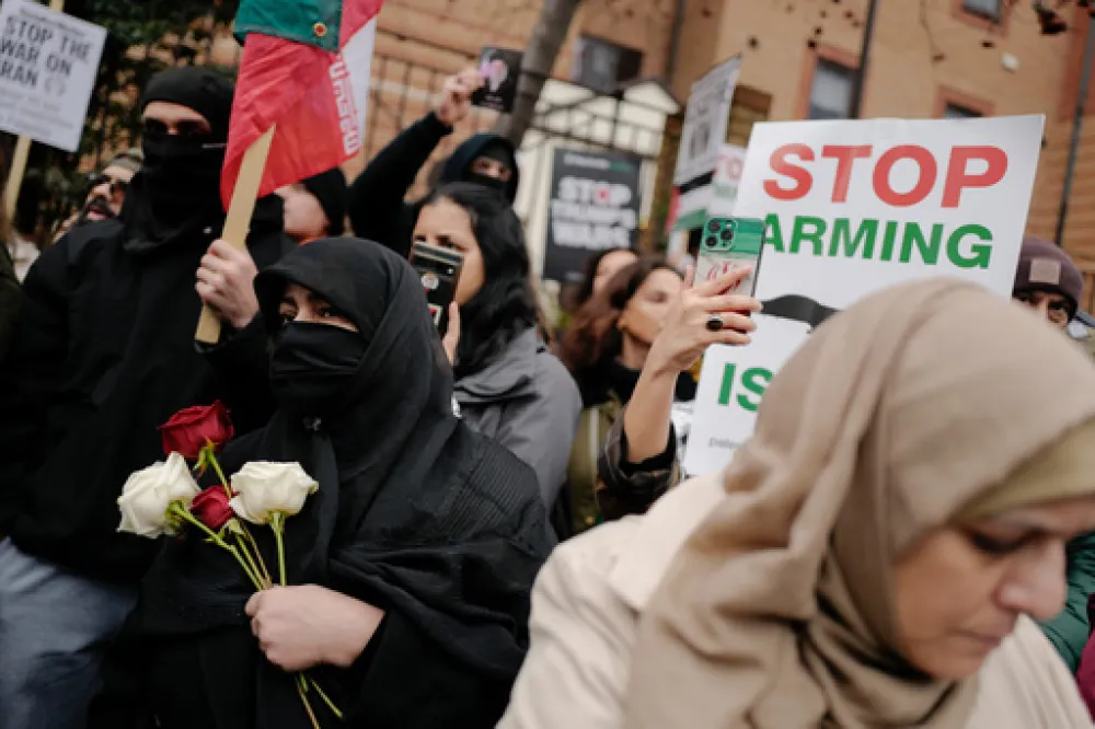 Hiljade demonstranata u Londonu protiv rata SAD i Izraela protiv Irana