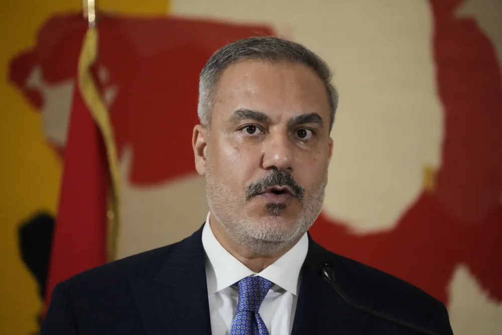 Fidan upozorio Teheran da ne gađa Tursku