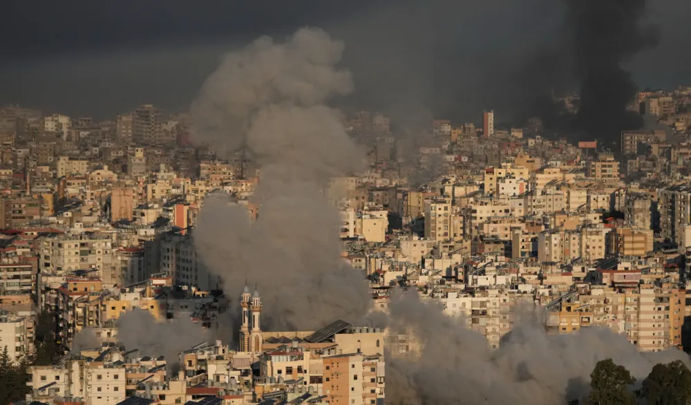 (UŽIVO)&nbsp;Aragči:&nbsp;Napadi na američke baze su čin samoodbrane;&nbsp;UAE: Iran lansiaro 16&nbsp;projektila i 117 dronova