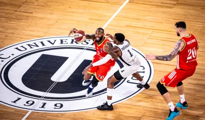 Sa meča Kluž - Crvena zevzda