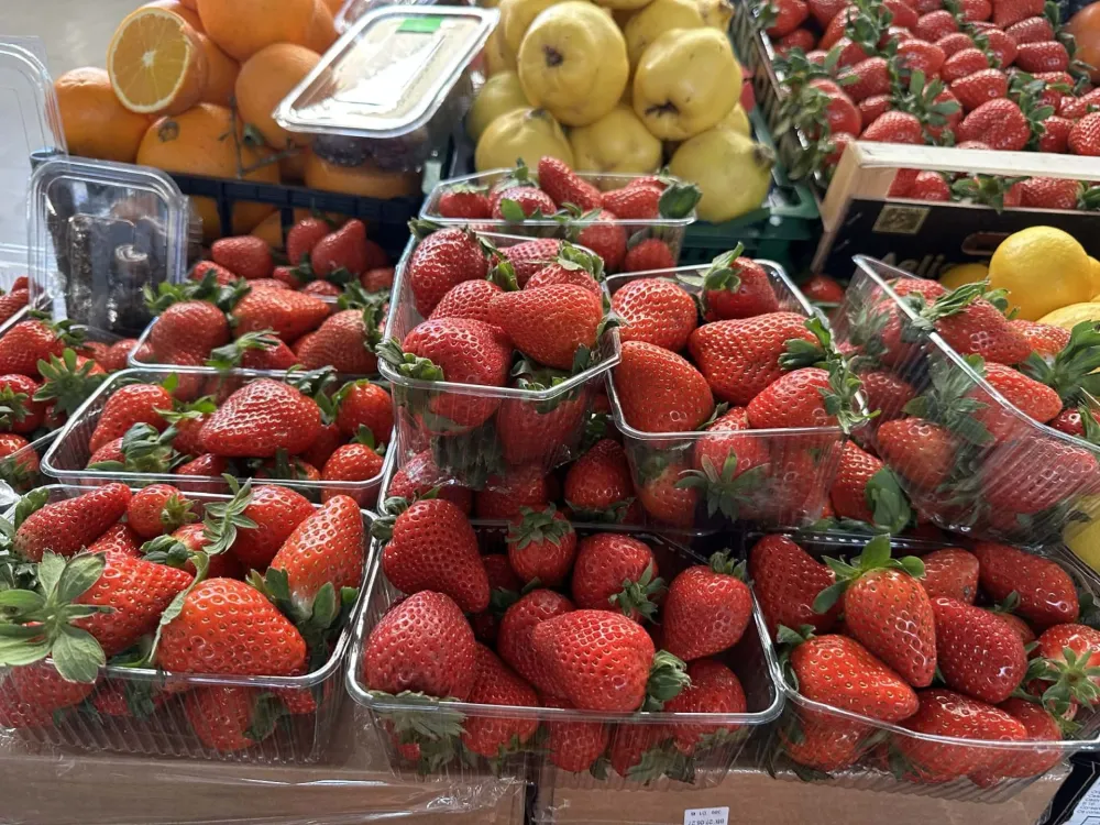 Kilogram jagoda deset eura