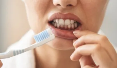 Stomatolo&scaron;kinja upozorava: Ova pića razaraju zubnu gleđ, a mnogi ih piju svaki dan