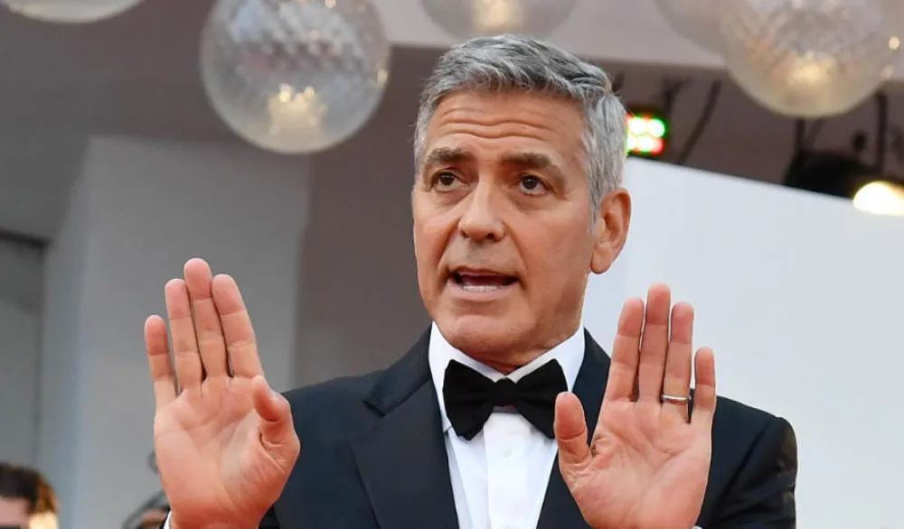 Džordž Kluni i Rande Gerber lansirali novo bezalkoholno pivo pod nazivom Crazy Mountain