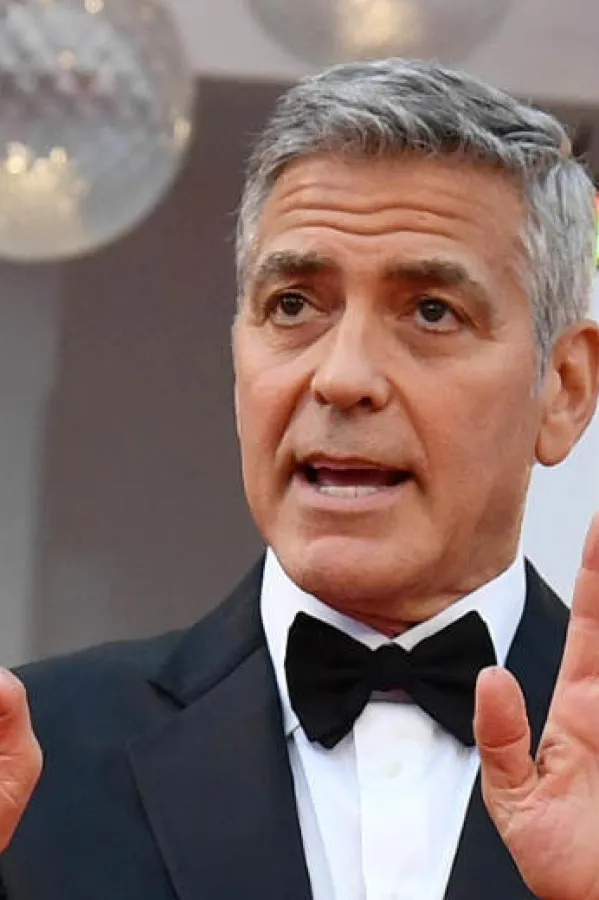 Džordž Kluni i Rande Gerber lansirali novo bezalkoholno pivo pod nazivom Crazy Mountain