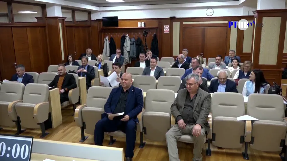 Sa sjednice SO PLjevlja