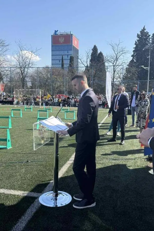 Premijer pozdravio prisutne