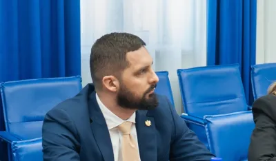 Leković: Nikolić&nbsp;proceduralnim manevrom poku&scaron;ava da spriječi saslu&scaron;anje Đukanovića