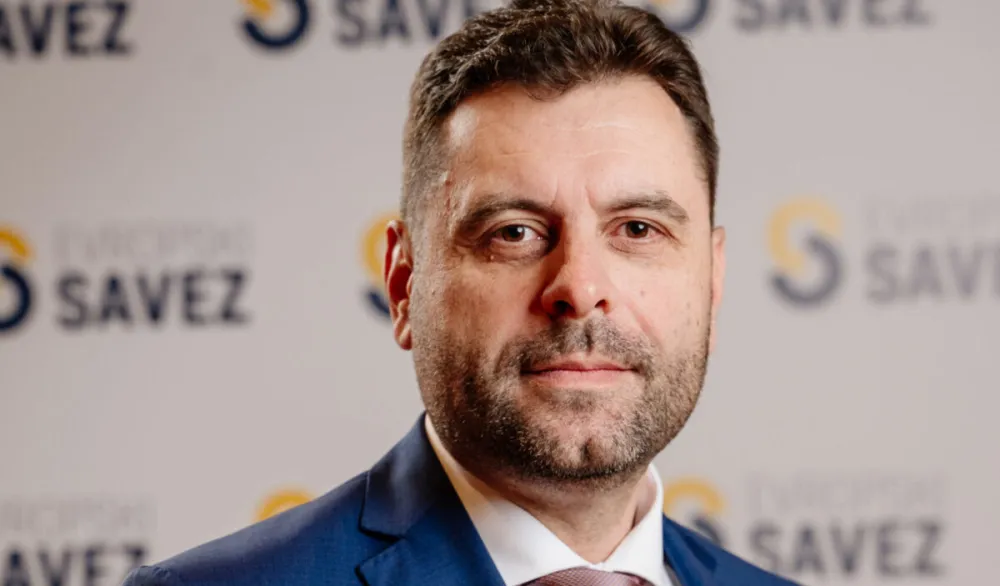 Vujović: Biv&scaron;i anti-NATO jastreb Filip Ivanović bolje od svakoga zna &scaron;ta su to EU vrijednosti, pa i od same EU