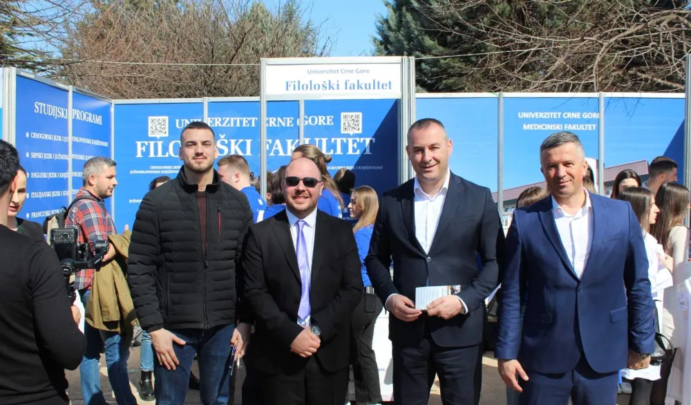 &Scaron;ćekić posjetio Summer job 2026, razgovarao sa predstavnicima Filolo&scaron;kog fakulteta