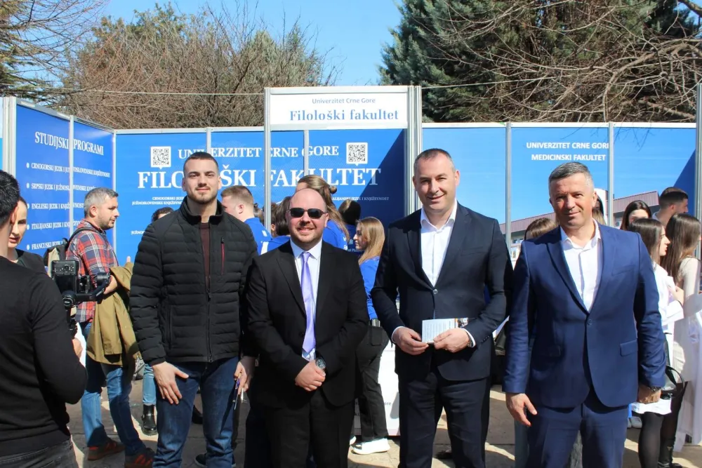 &Scaron;ćekić posjetio Summer job 2026, razgovarao sa predstavnicima Filolo&scaron;kog fakulteta