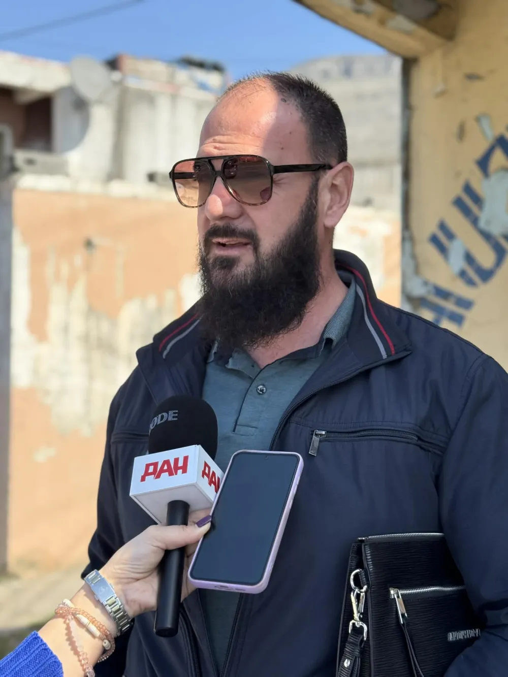 (VIDEO) Ru&scaron;enje kuće Pepića u Tuzima odloženo za narednu nedjelju