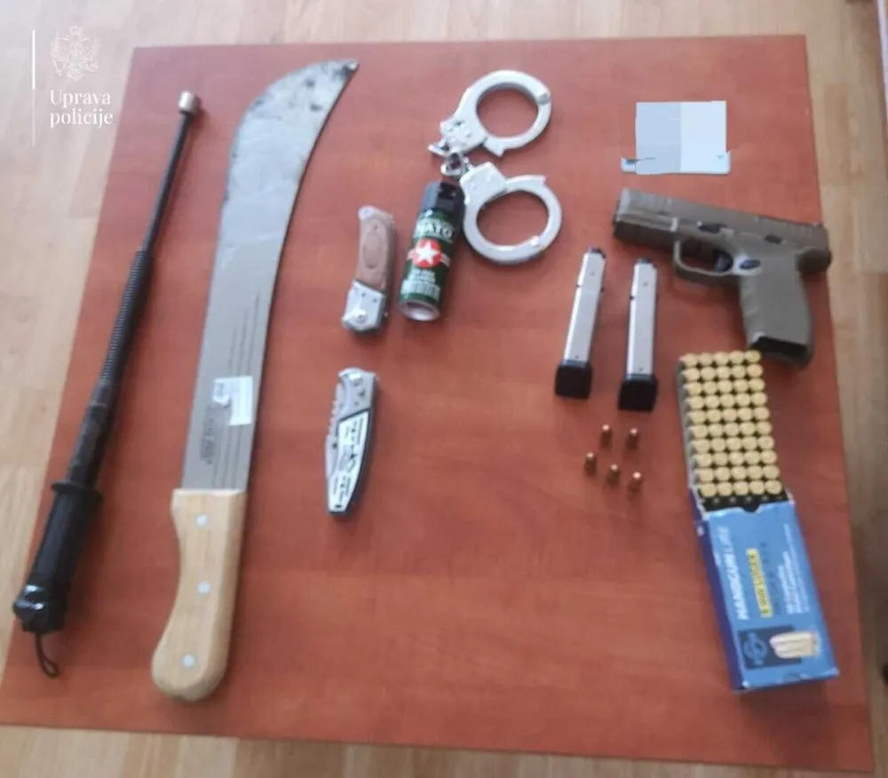 Na sjeveru oduzeti vatreno oružje,&nbsp;municija, sredstva za vezivanje, mačeta