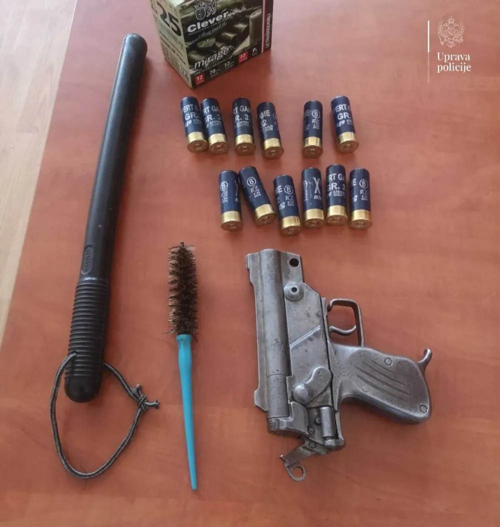 Na sjeveru oduzeti vatreno oružje,&nbsp;municija, sredstva za vezivanje, mačeta