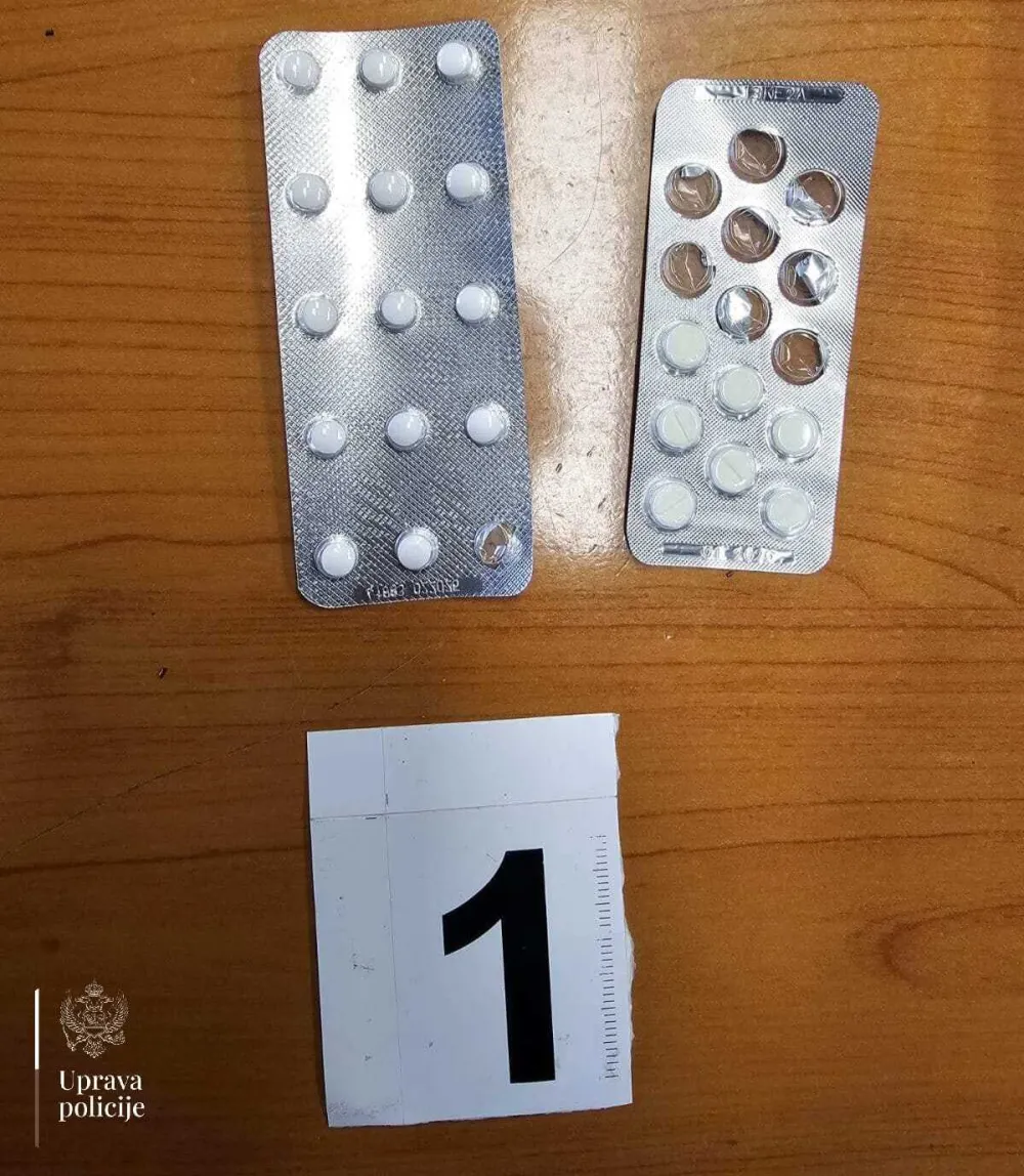 Na sjeveru oduzeti vatreno oružje,&nbsp;municija, sredstva za vezivanje, mačeta