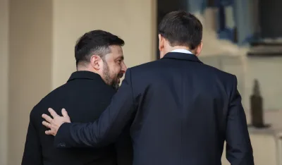 Zelenski stigao u Pariz: Slijedi sastanak sa Makronom