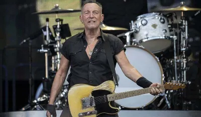 Brus Springstin obradio kultni hit Poguesa za novi tribute album posvećen &Scaron;ejnu Mekgouanu