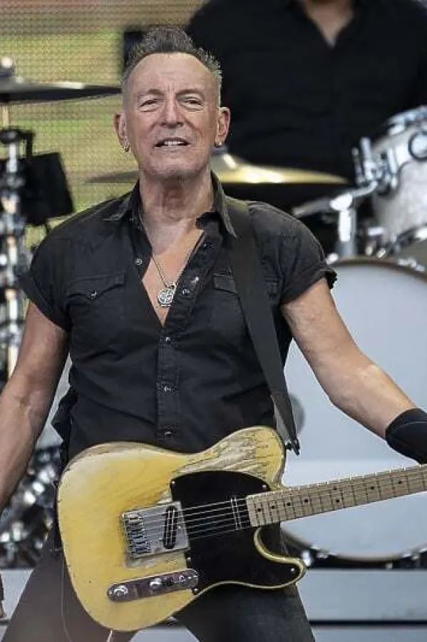 Brus Springstin obradio kultni hit Poguesa za novi tribute album posvećen &Scaron;ejnu Mekgouanu