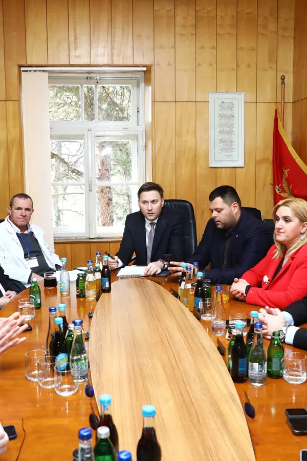 &Scaron;imun obi&scaron;ao Brezovik: Preduzeti značajni koraci ka savremenijoj i funkcionalnijoj bolnici