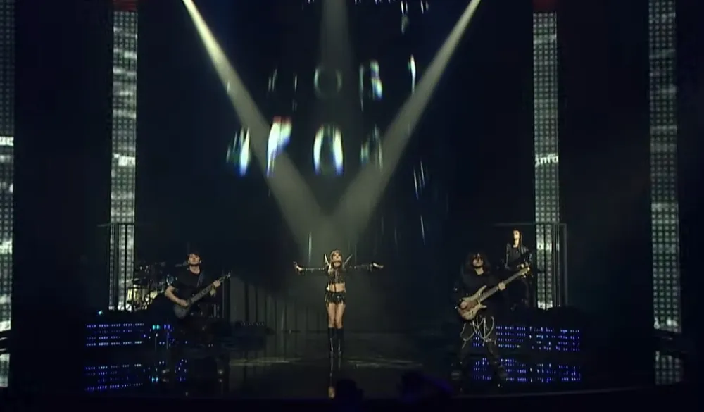 (VIDEO) Rumunska pjesma za Evroviziju kritikovana zbog &bdquo;glorifikovanja seksualnog davljenja&ldquo;