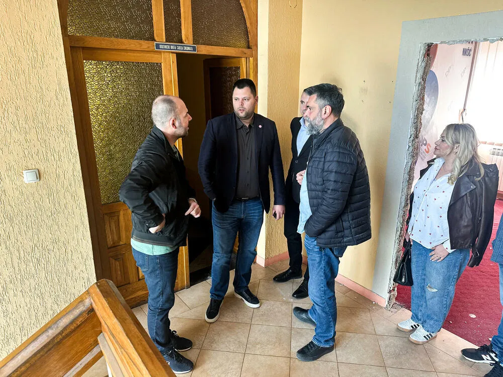 Kovačević posjetio prostorije koje su vraćene državi:&nbsp;Vi&scaron;e vrata izbijeno, odnio ih prethodni korisnik