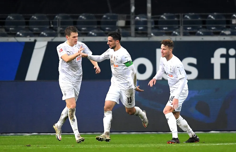 Tri boda za Borusiju