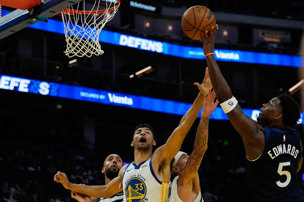 Sa meča Golden Stejt - Minesota